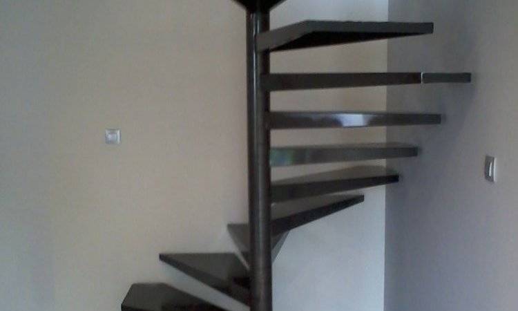 escalier_helicoidal_en_metal
