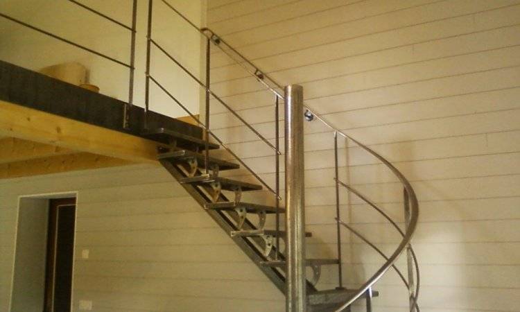 escalier_helicoidal_et_droit
